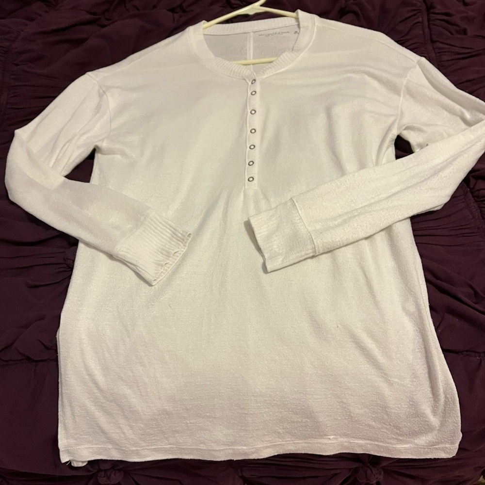 Abercrombie & Fitch white rayon Henley Shirt - Picture 4 of 5